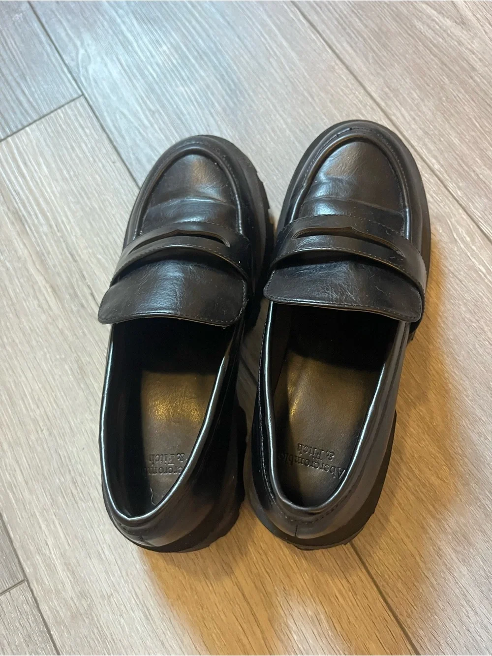 Abercrombie & Fitch “Pamela” loafer in black 6